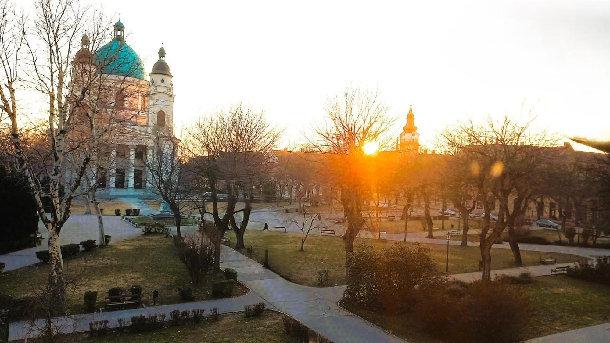 Panoráma Apartman Cegléd Exterior foto